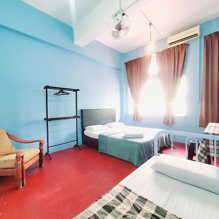The Jesselton Cabin Sdn Bhd Kota Kinabalu Eksteriør billede