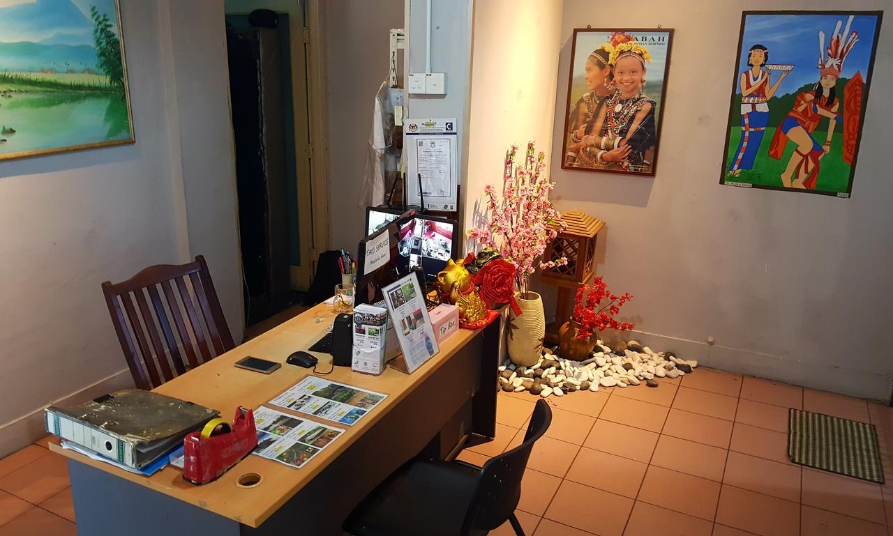 The Jesselton Cabin Sdn Bhd Kota Kinabalu Eksteriør billede