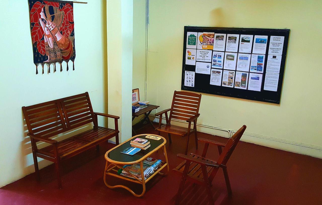 The Jesselton Cabin Sdn Bhd Kota Kinabalu Eksteriør billede
