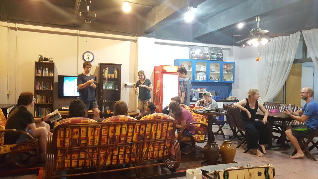 The Jesselton Cabin Sdn Bhd Kota Kinabalu Eksteriør billede