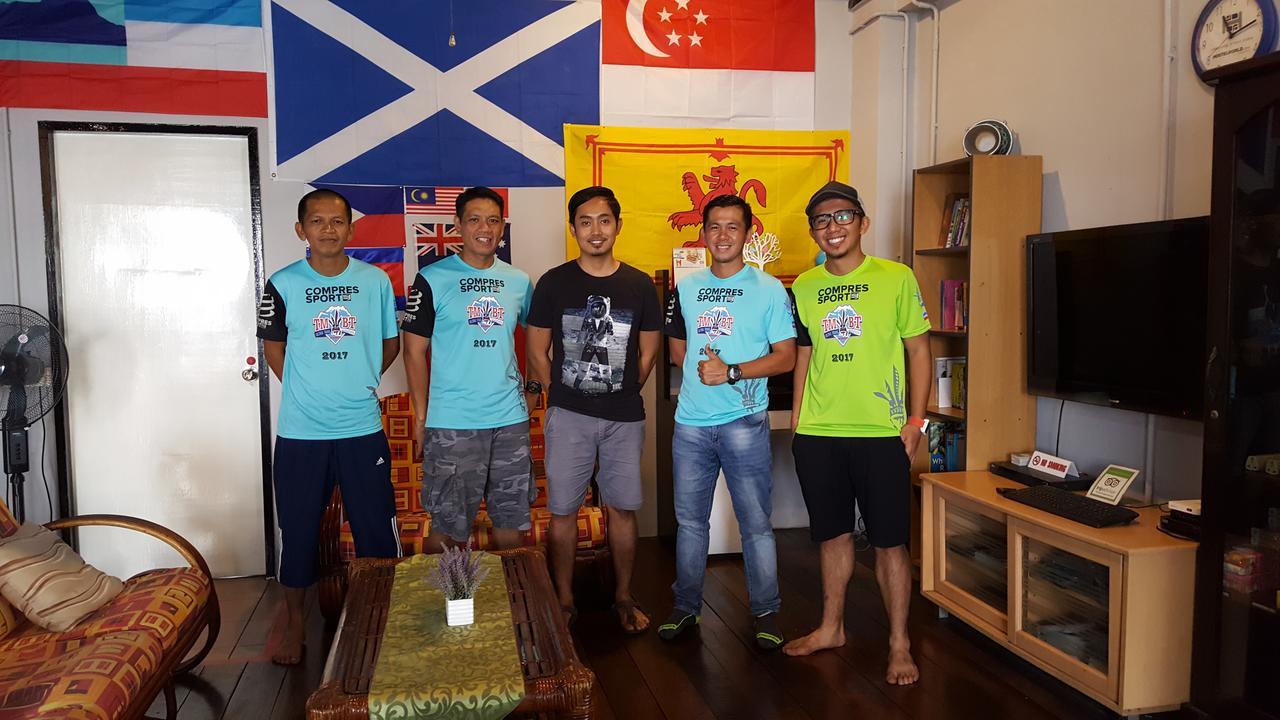 The Jesselton Cabin Sdn Bhd Kota Kinabalu Eksteriør billede