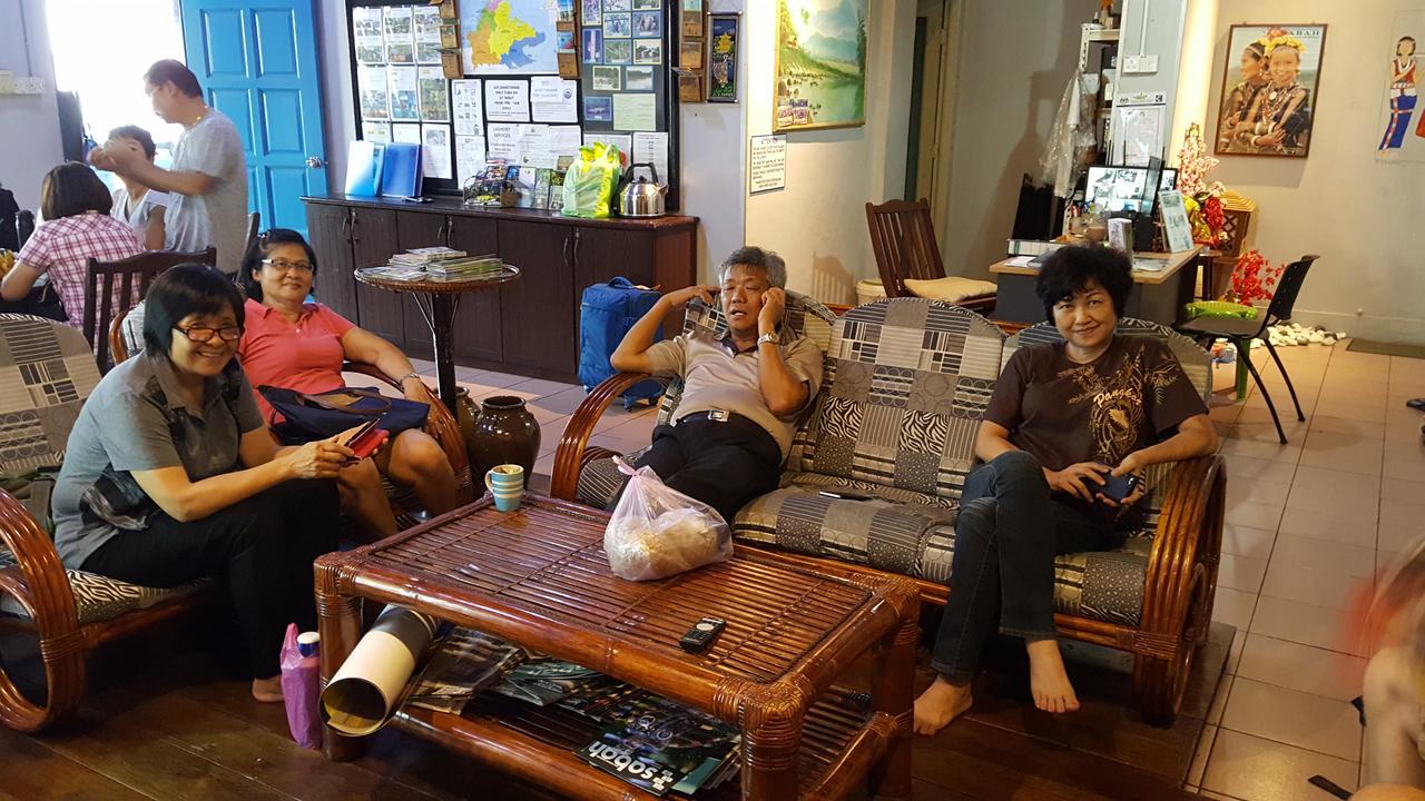 The Jesselton Cabin Sdn Bhd Kota Kinabalu Eksteriør billede