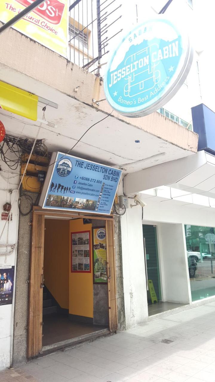 The Jesselton Cabin Sdn Bhd Kota Kinabalu Eksteriør billede